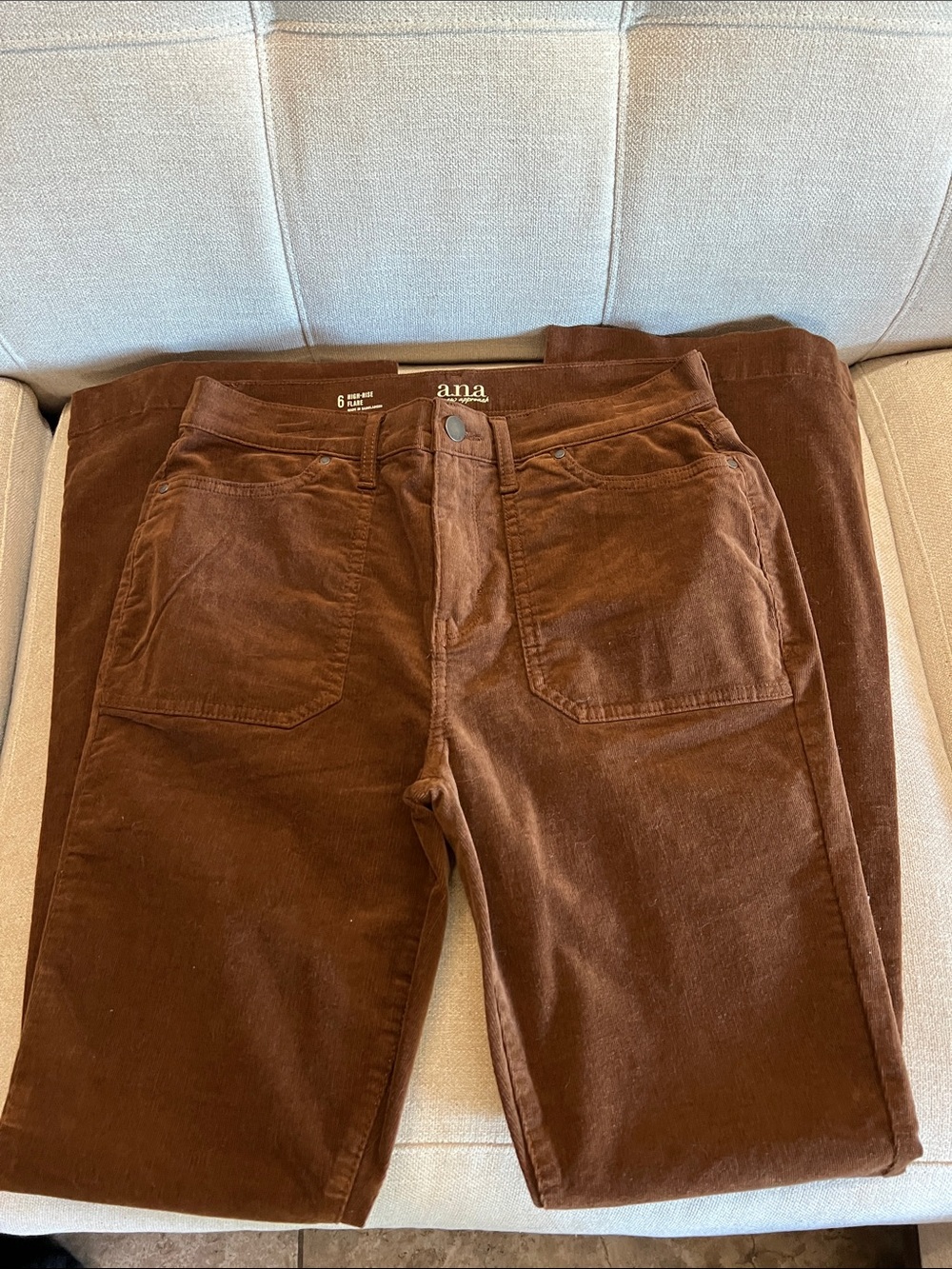 a.n.a Women’s High-Rise Flared Corduroy Pants/Jeans in Dark Brown